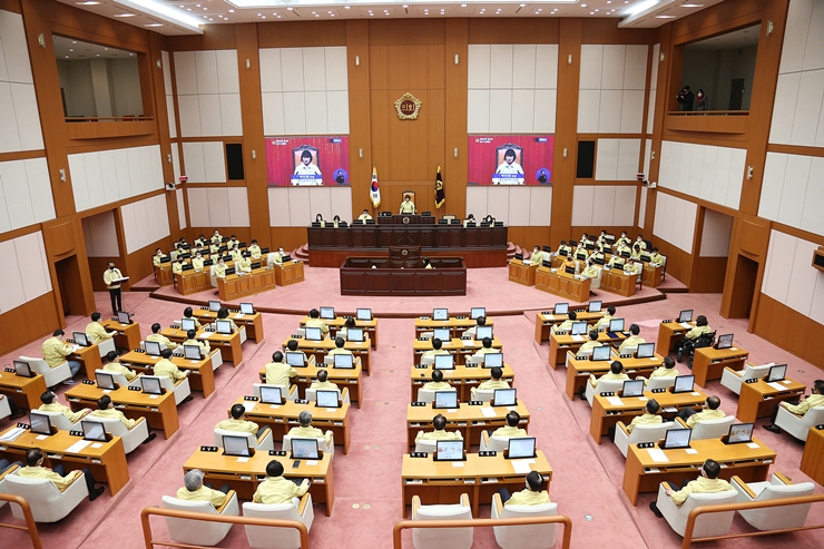 18-1 임시회 본희의 모습